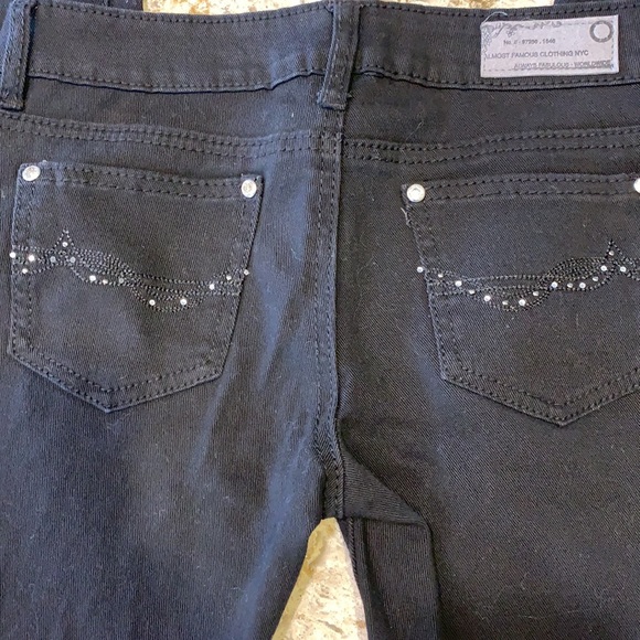 Almost famous jeans - Picture 8 of 8